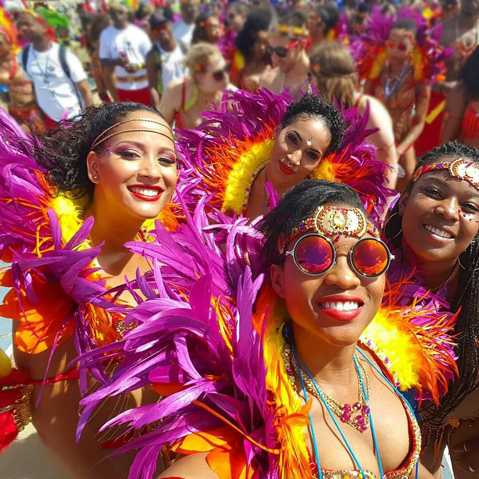 Mit dem Crop Over-Festival feiert der Karibikstaat Barbados das Ende der Zuckerrohrernte.