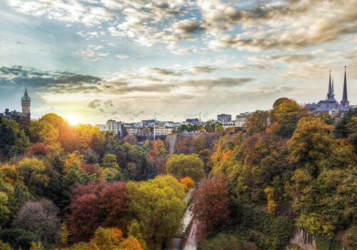 Im Herzen Europas gelegen, besticht Luxemburg vor allem auch durch seine große touristische Vielfalt
