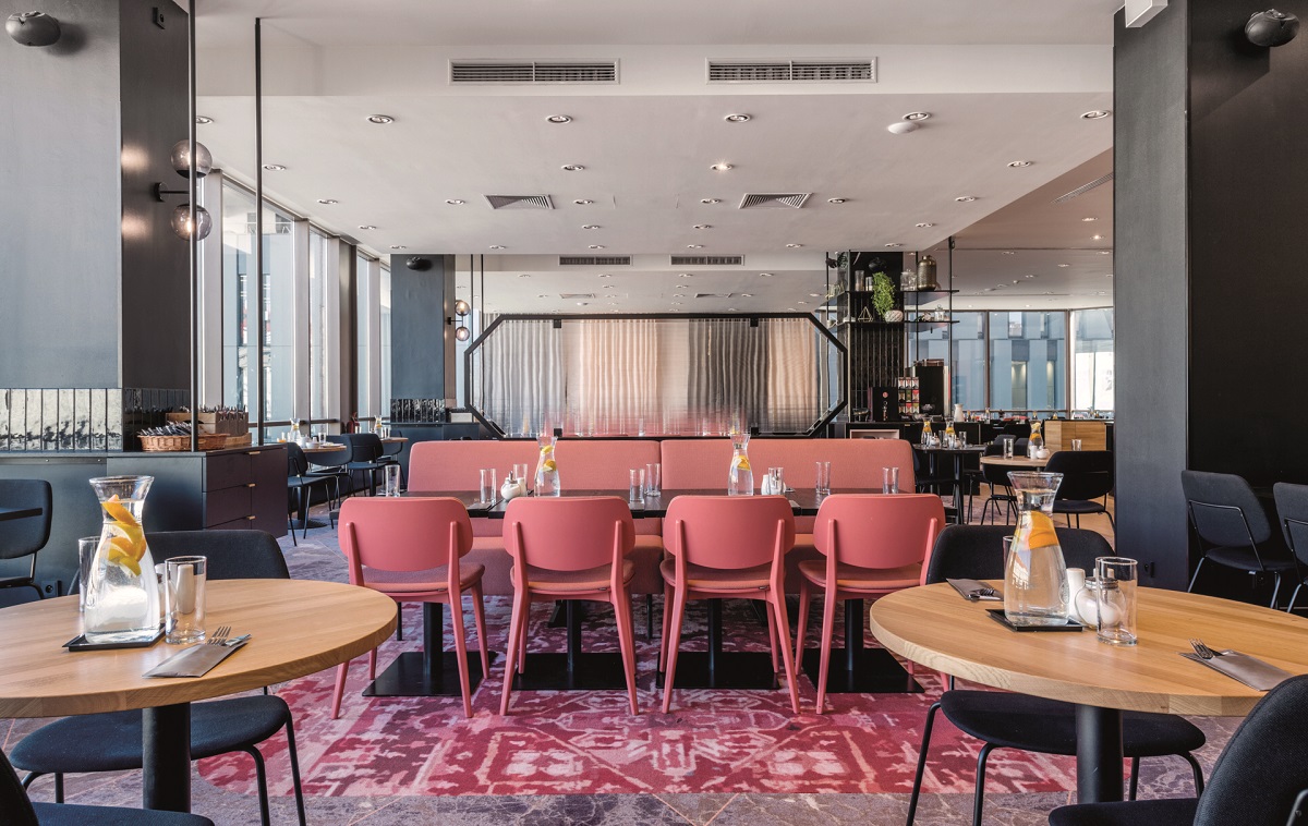 Idealer Ausgangsort für den Citytrip nach Prag sind die Vienna House by Wyndham-Hotels: Das Vienna House by Wyndham Diplomat befindet sich unweit der Prager Burg mit ihren weitläufigen Burggärten.